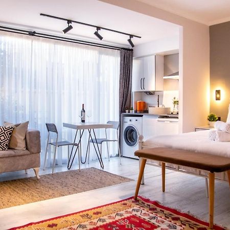 Appartement Invigorating Studio Flat Near Kordon In Alsancak à İzmir Extérieur photo