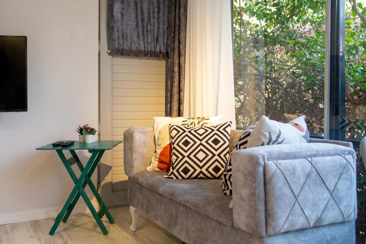 Appartement Invigorating Studio Flat Near Kordon In Alsancak à İzmir Extérieur photo